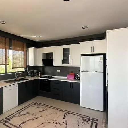 Rada بوغازيتْشي