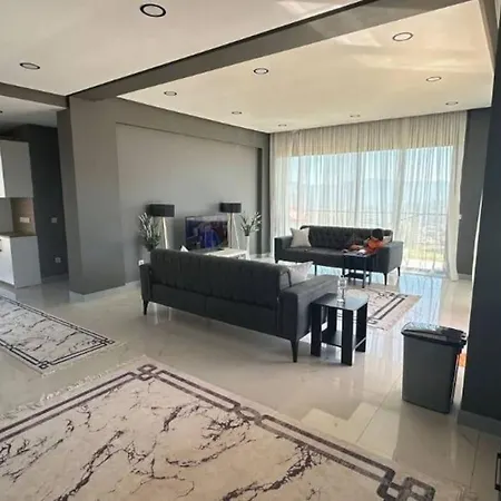 Rada Villa *